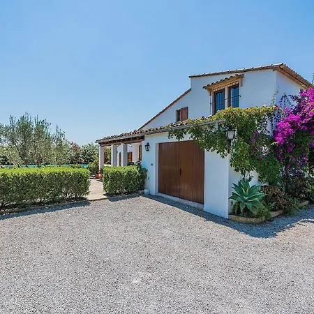Secluded Country With Pool Casa de Férias
