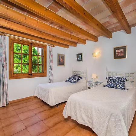 Casa de Férias Secluded Country With Pool Port de Pollença